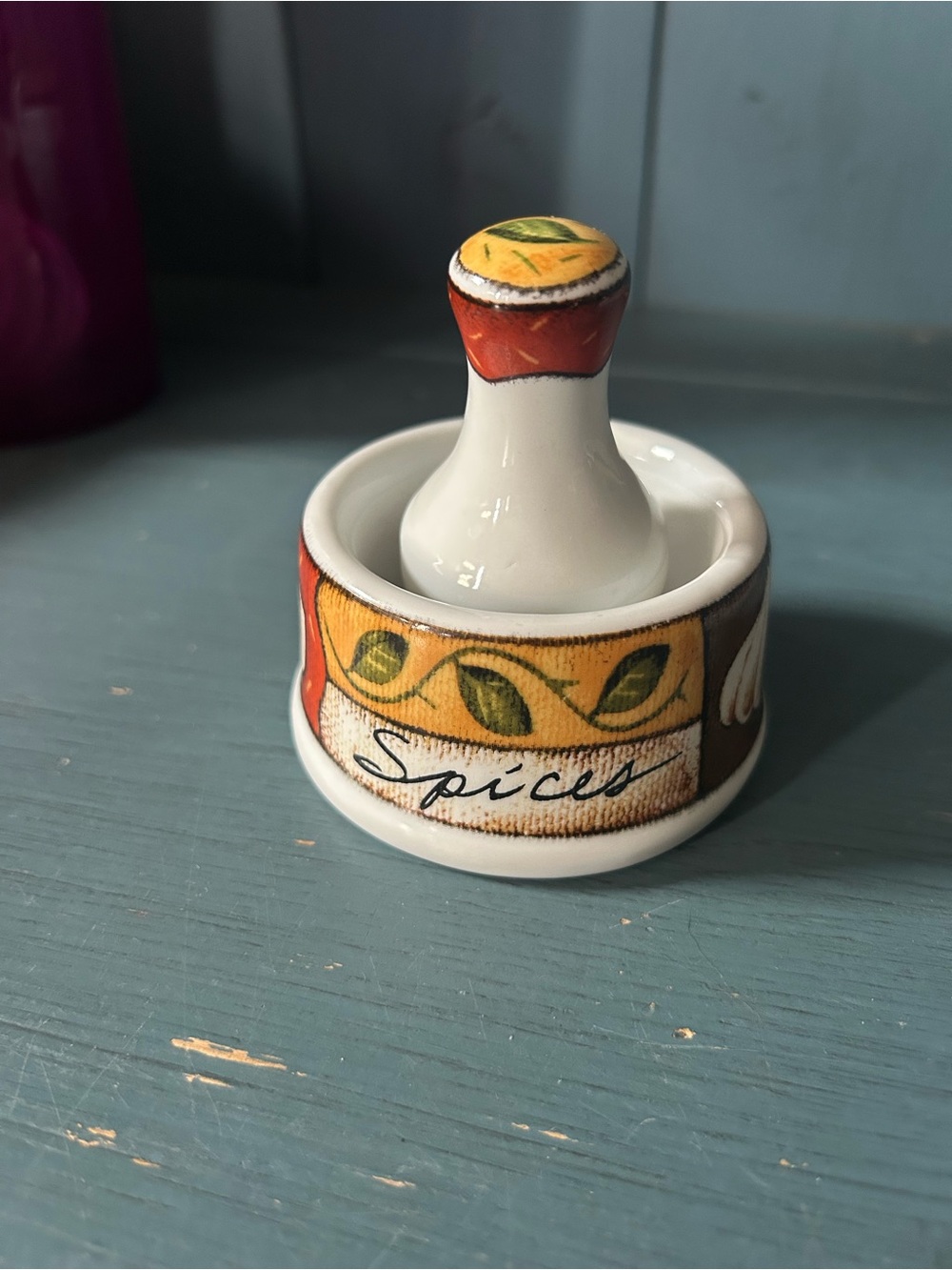 Ceramic Spice Mortar & Pestle with Leaf Motif | Mini Kitchen Tool